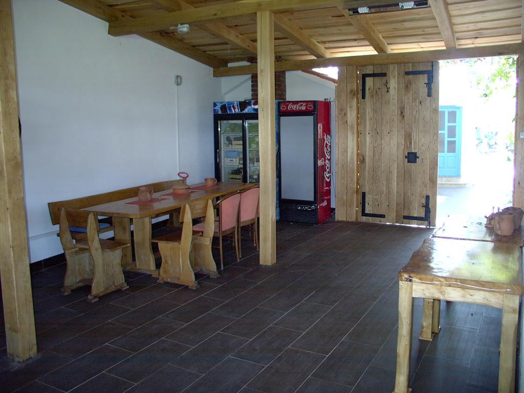 Pansion Ivan Sucuraj Exterior photo